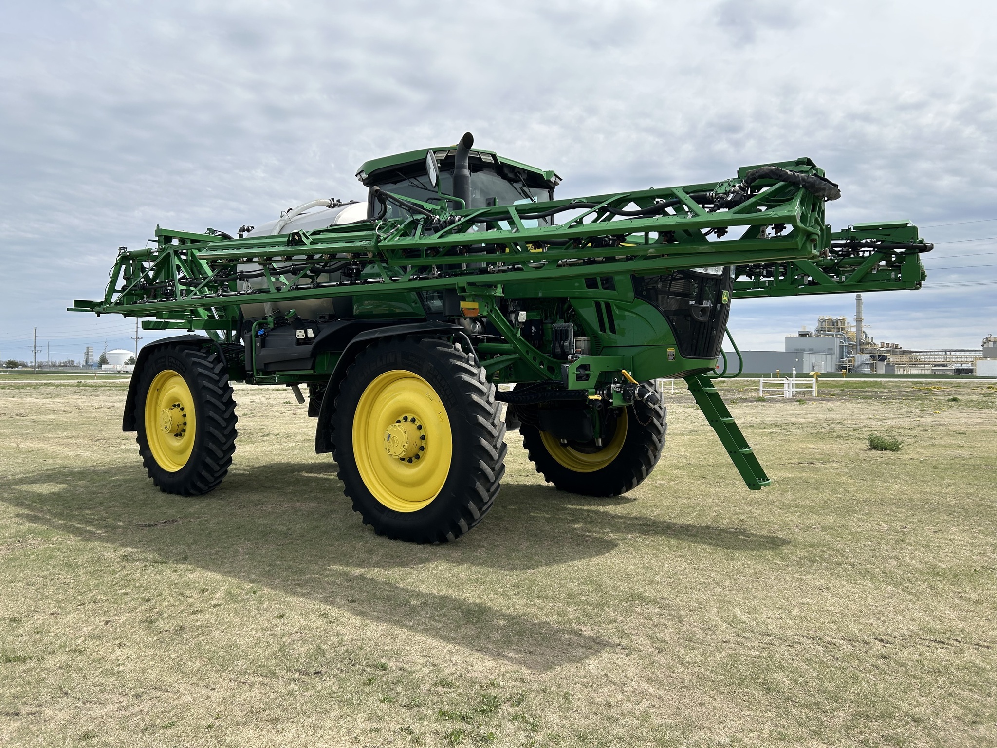 2024 John Deere 616R Self-Propelled Sprayer