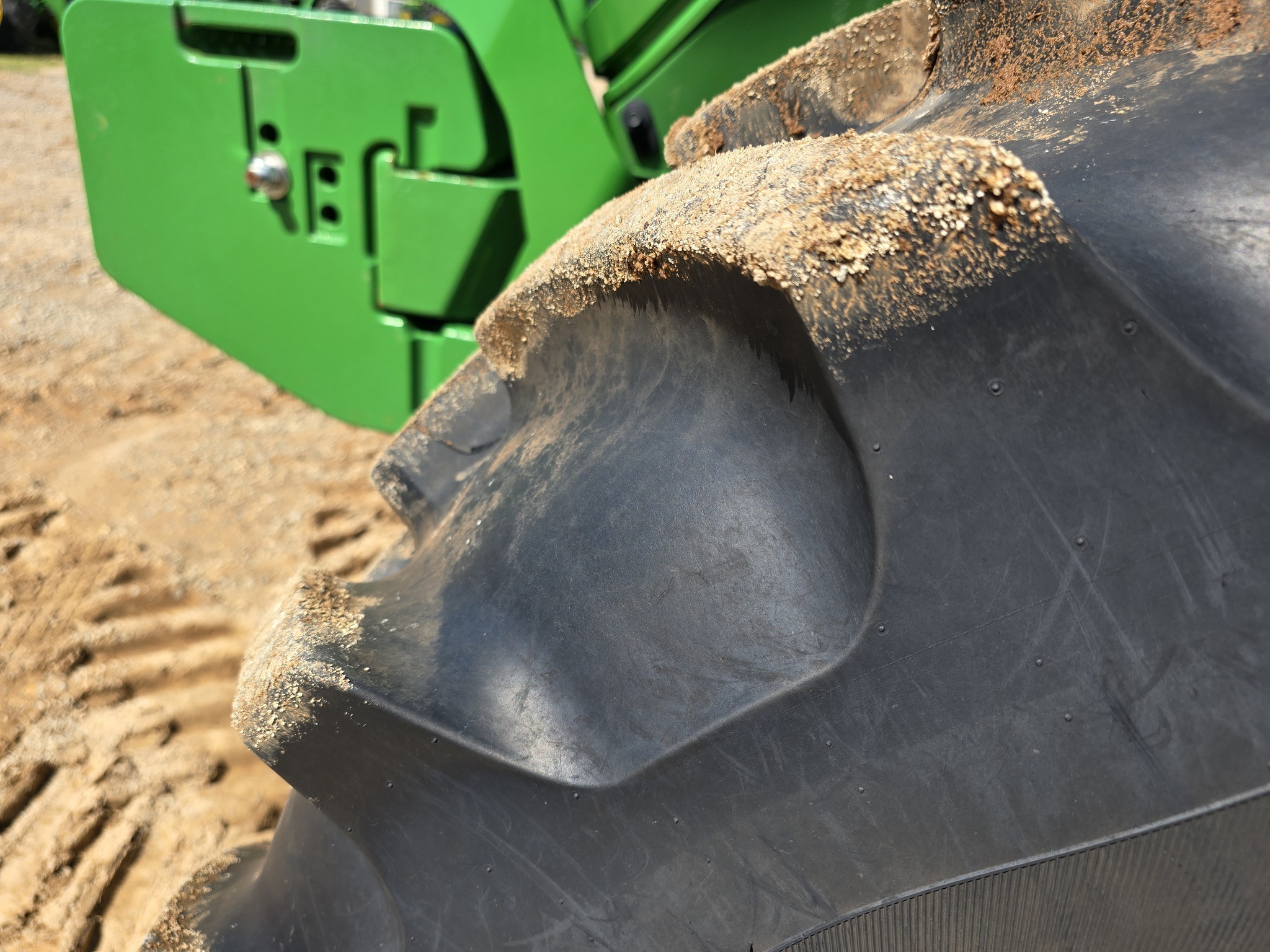 2024 John Deere 6R 195 Tractor