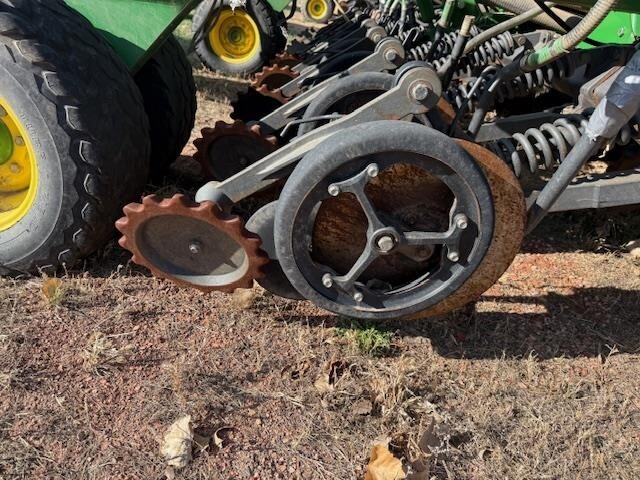 2009 John Deere 1895 Air Seeder