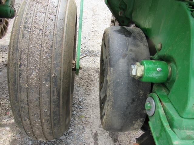 2005 John Deere 1750 Planter