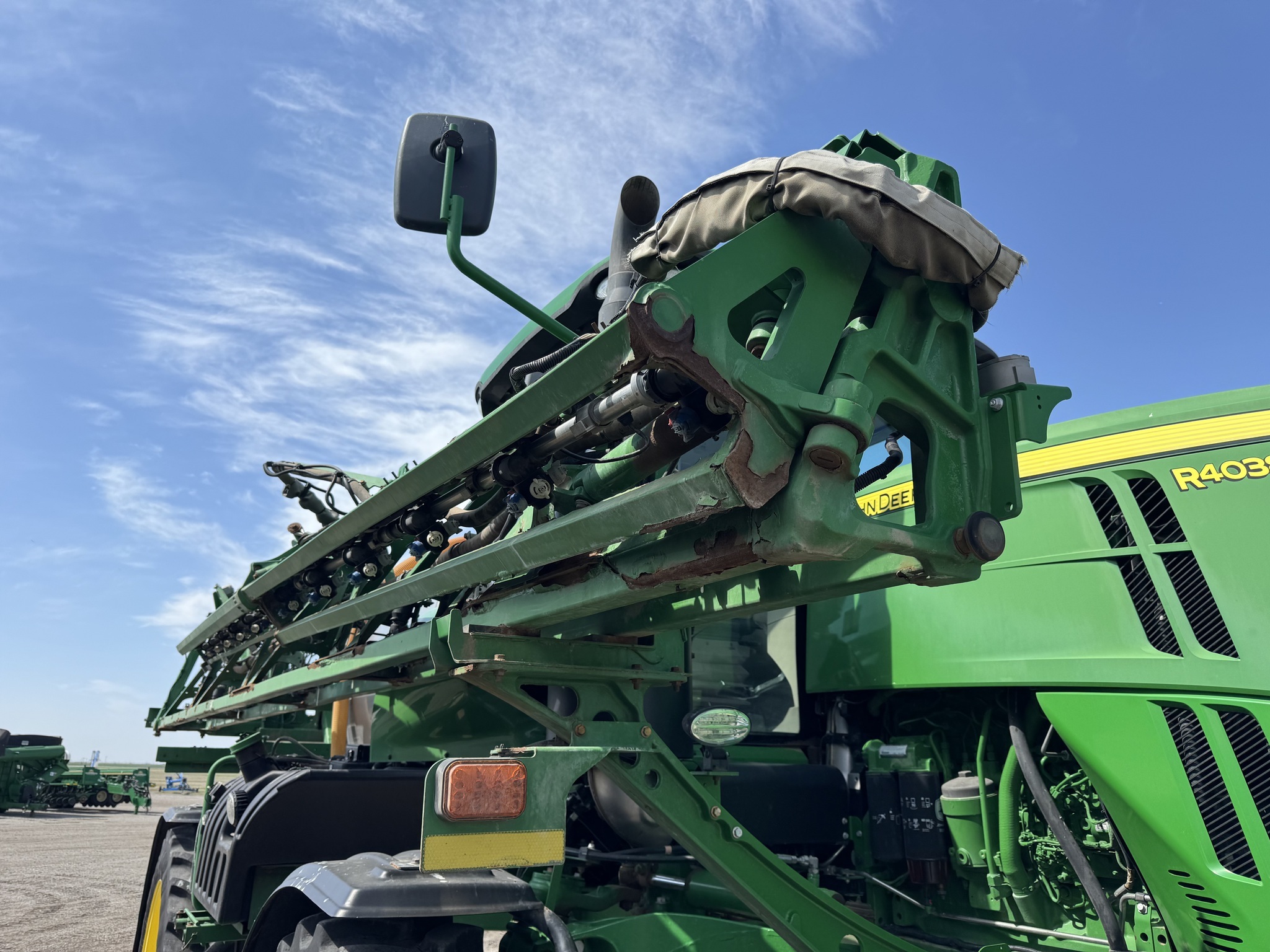 2017 John Deere R4038 Self-Propelled Sprayer