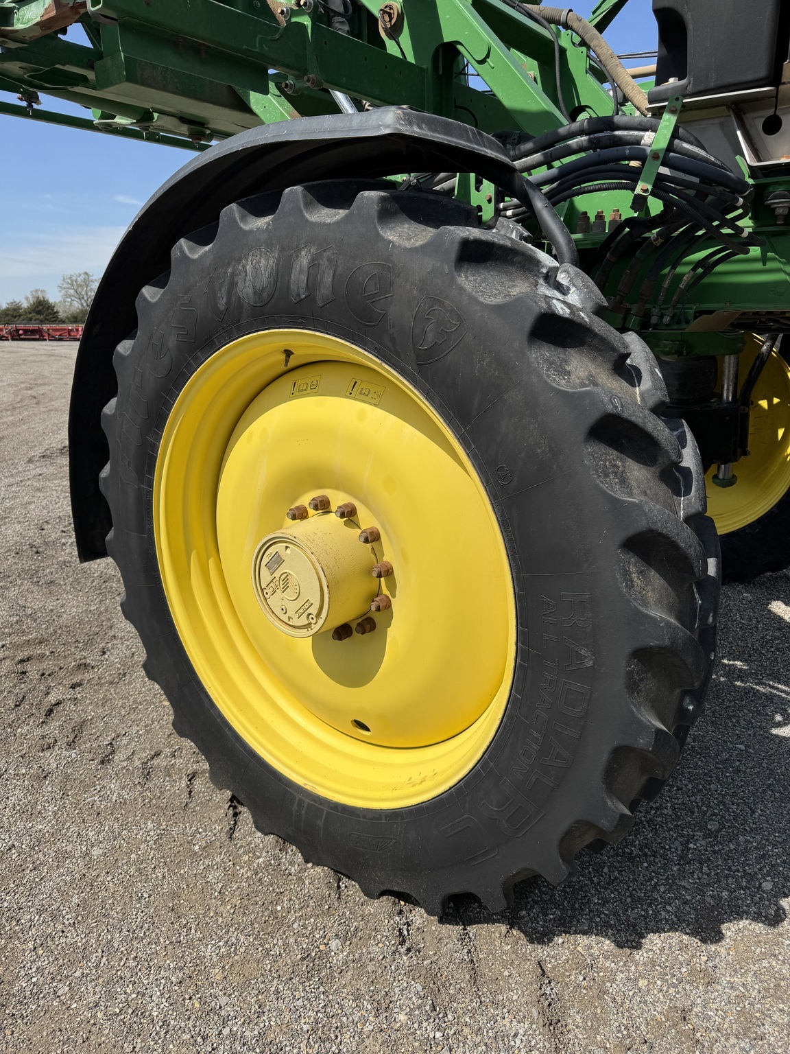 2017 John Deere R4038 Self-Propelled Sprayer