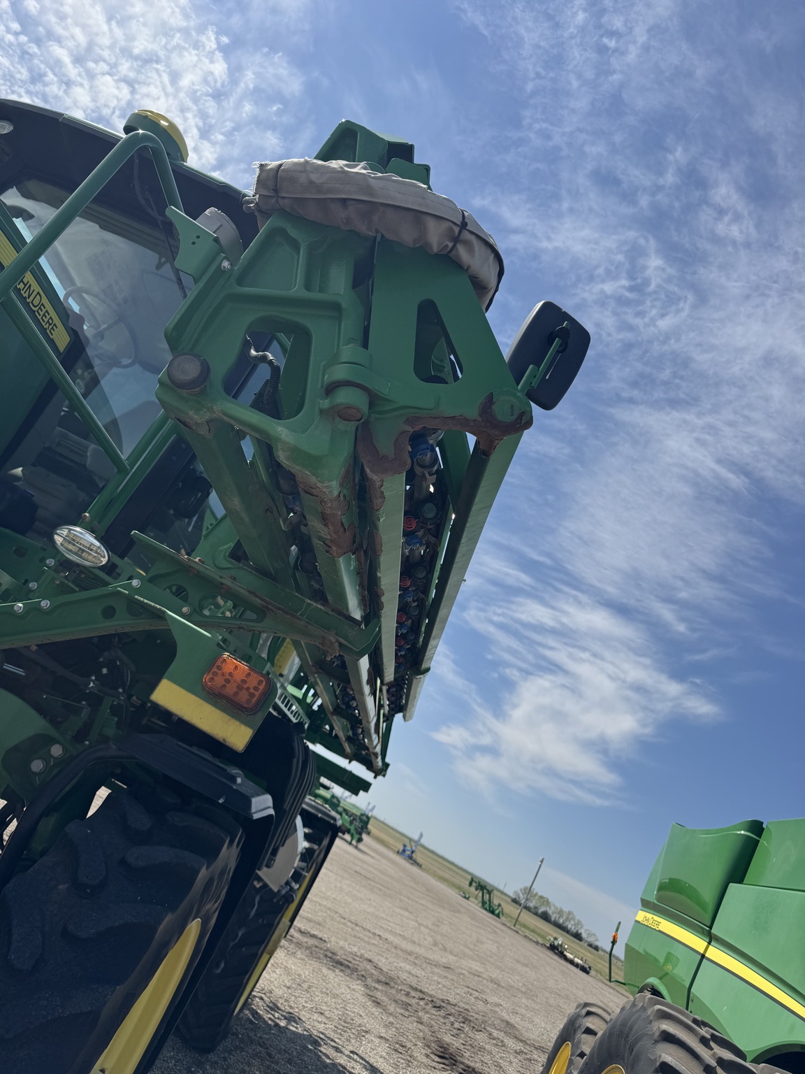 2017 John Deere R4038 Self-Propelled Sprayer