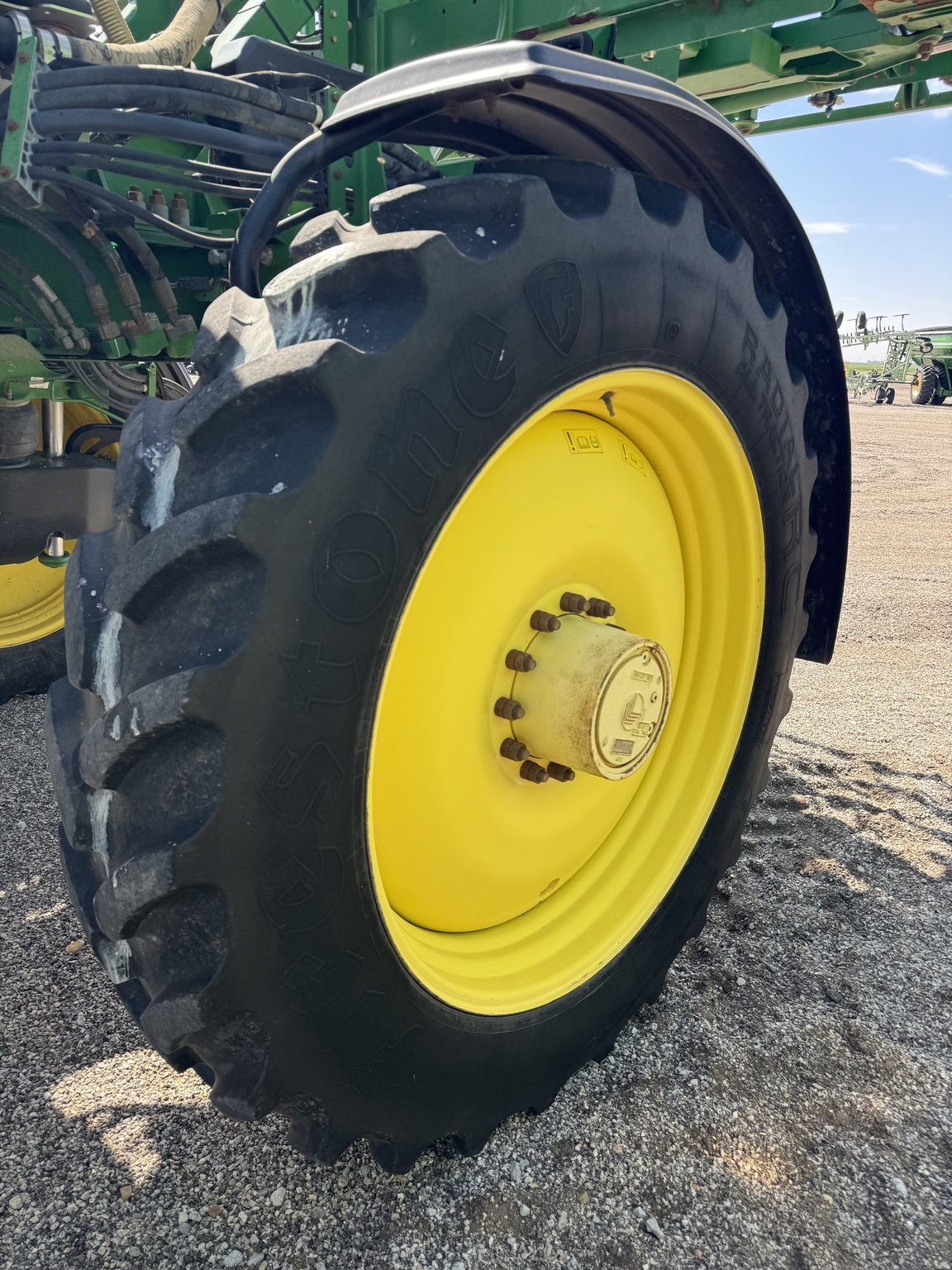 2017 John Deere R4038 Self-Propelled Sprayer