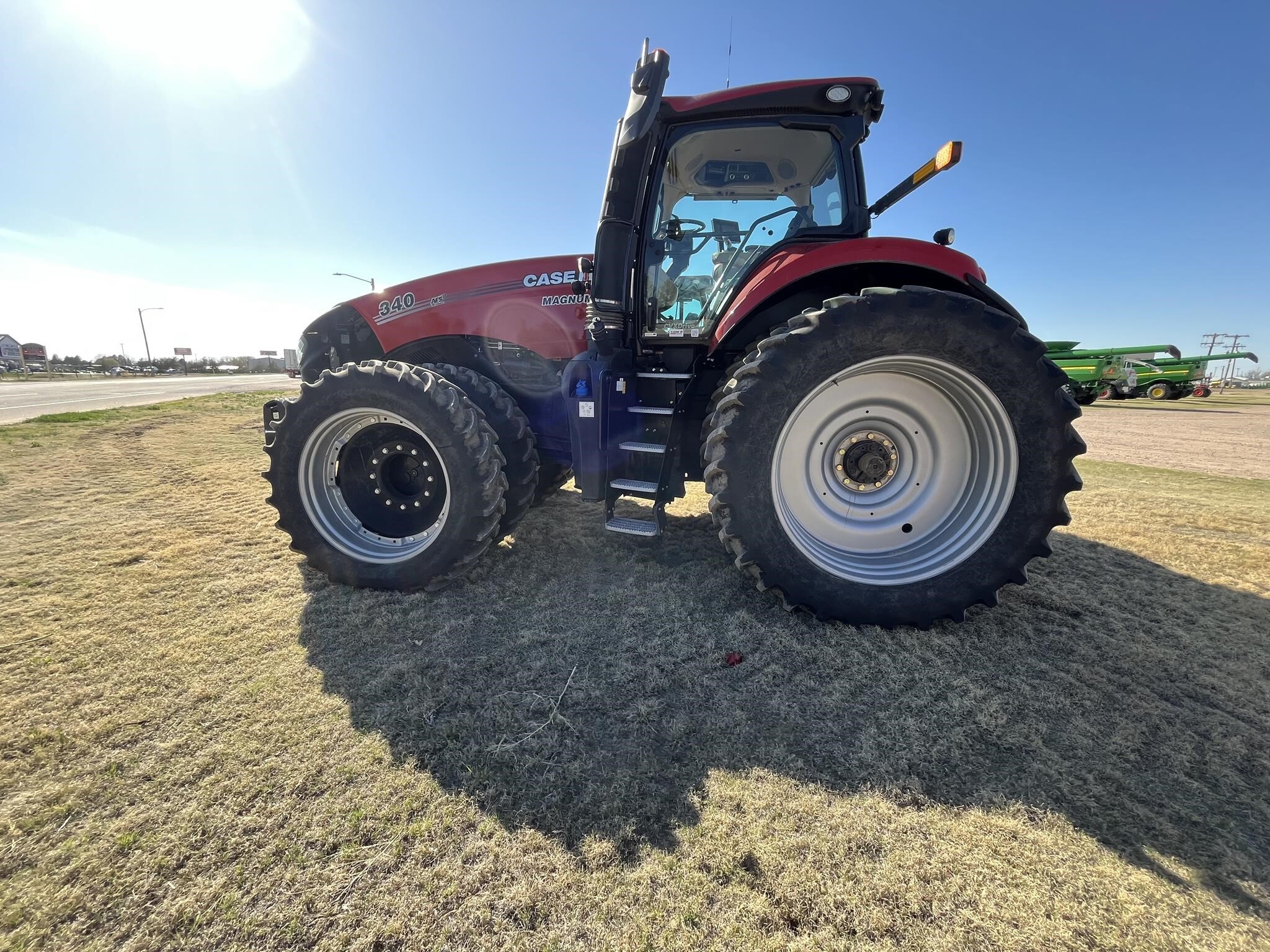 2021 Case IH MAGNUM 340 AFS CONNECT CVX Tractor
