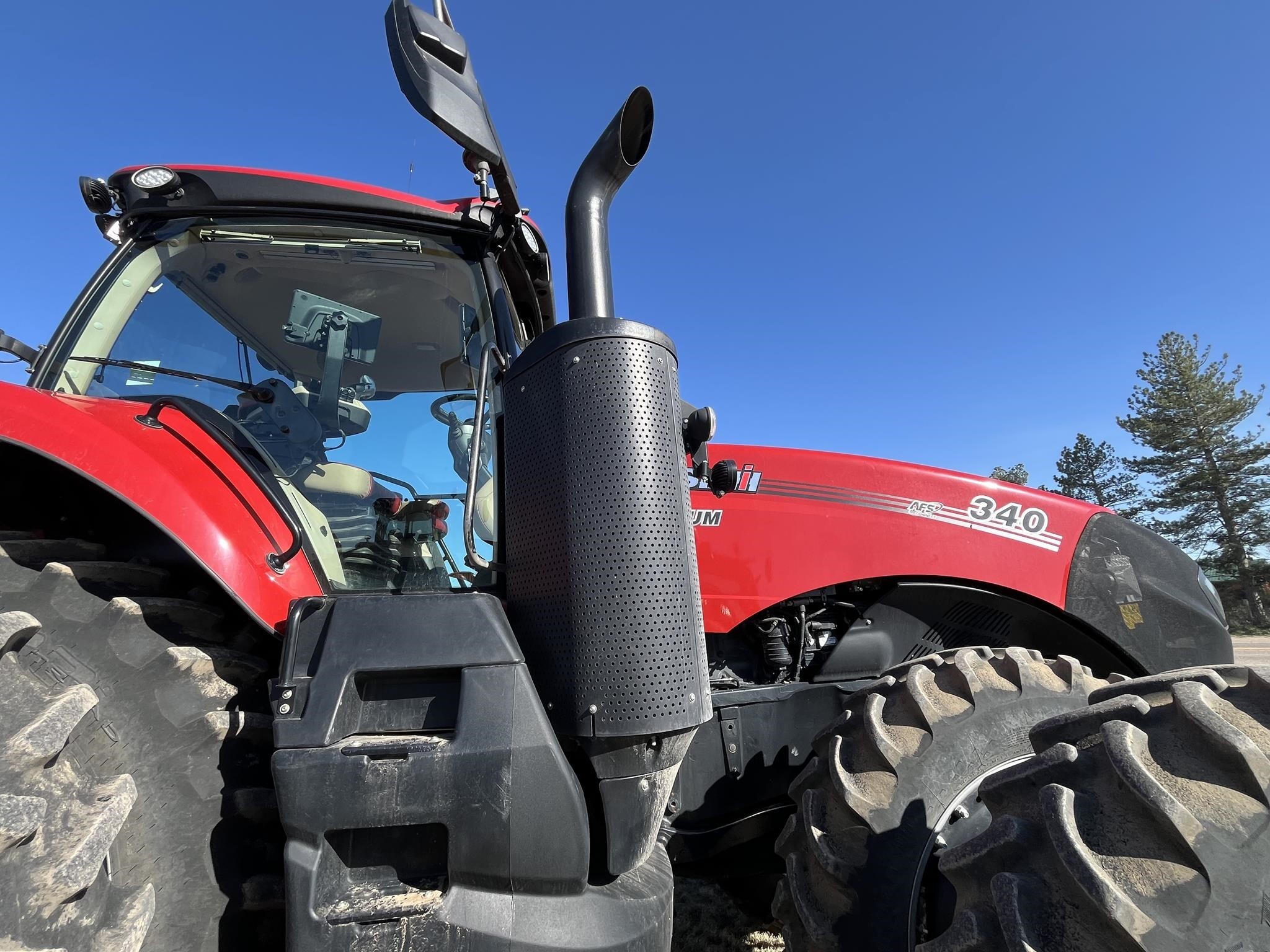 2021 Case IH MAGNUM 340 AFS CONNECT CVX Tractor