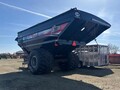 2024 J&M 1522-20S Grain Cart