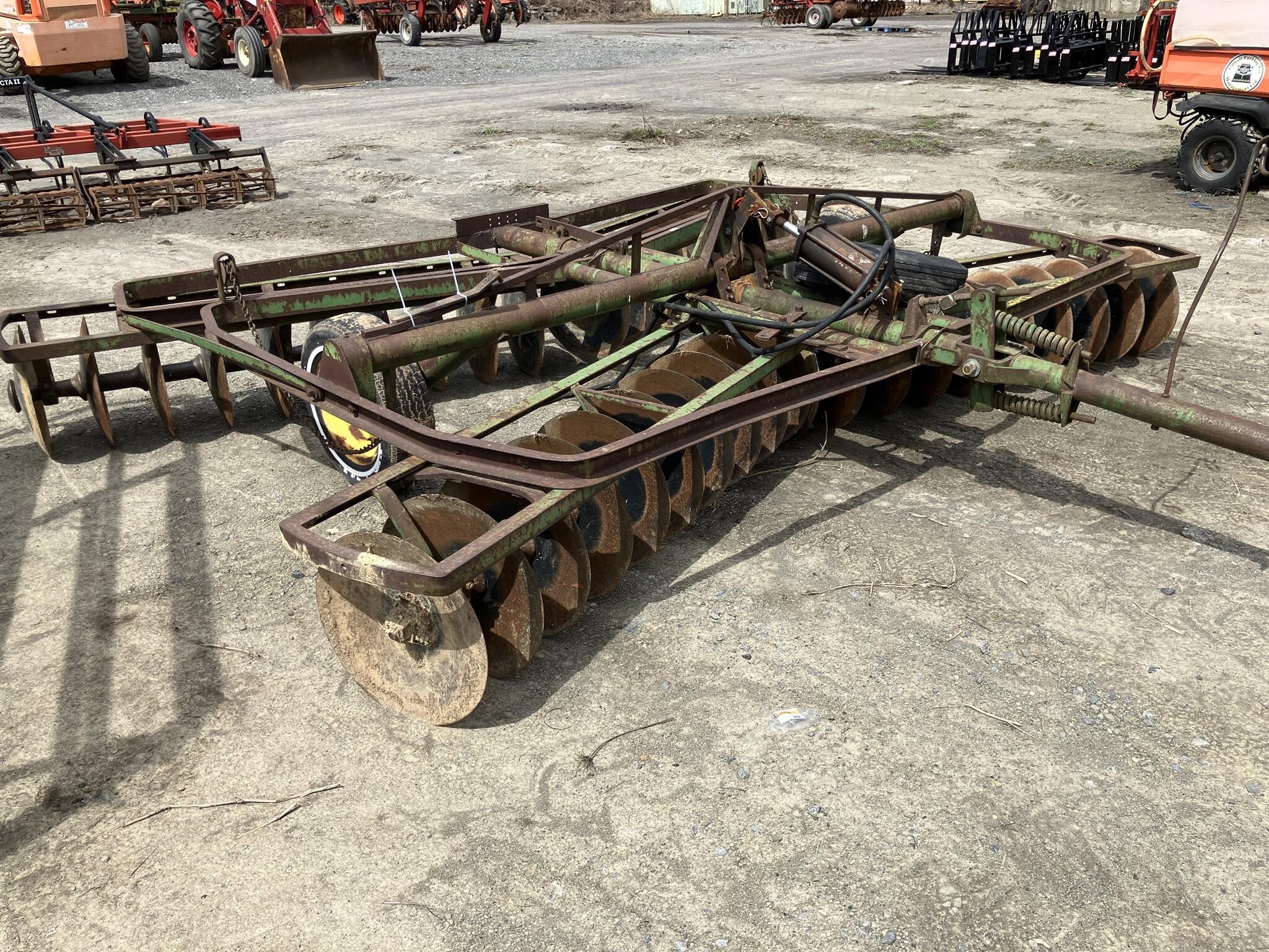  John Deere 310 Disk