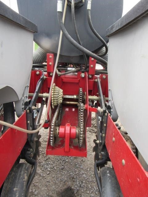 2010 Case IH 1220 Planter