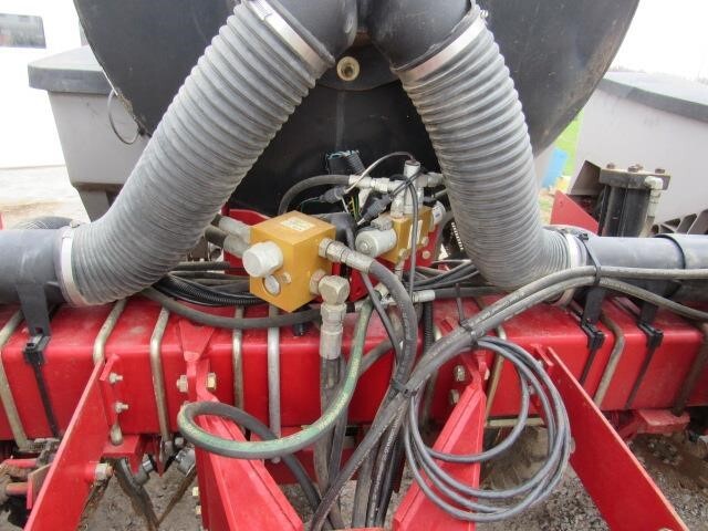 2010 Case IH 1220 Planter