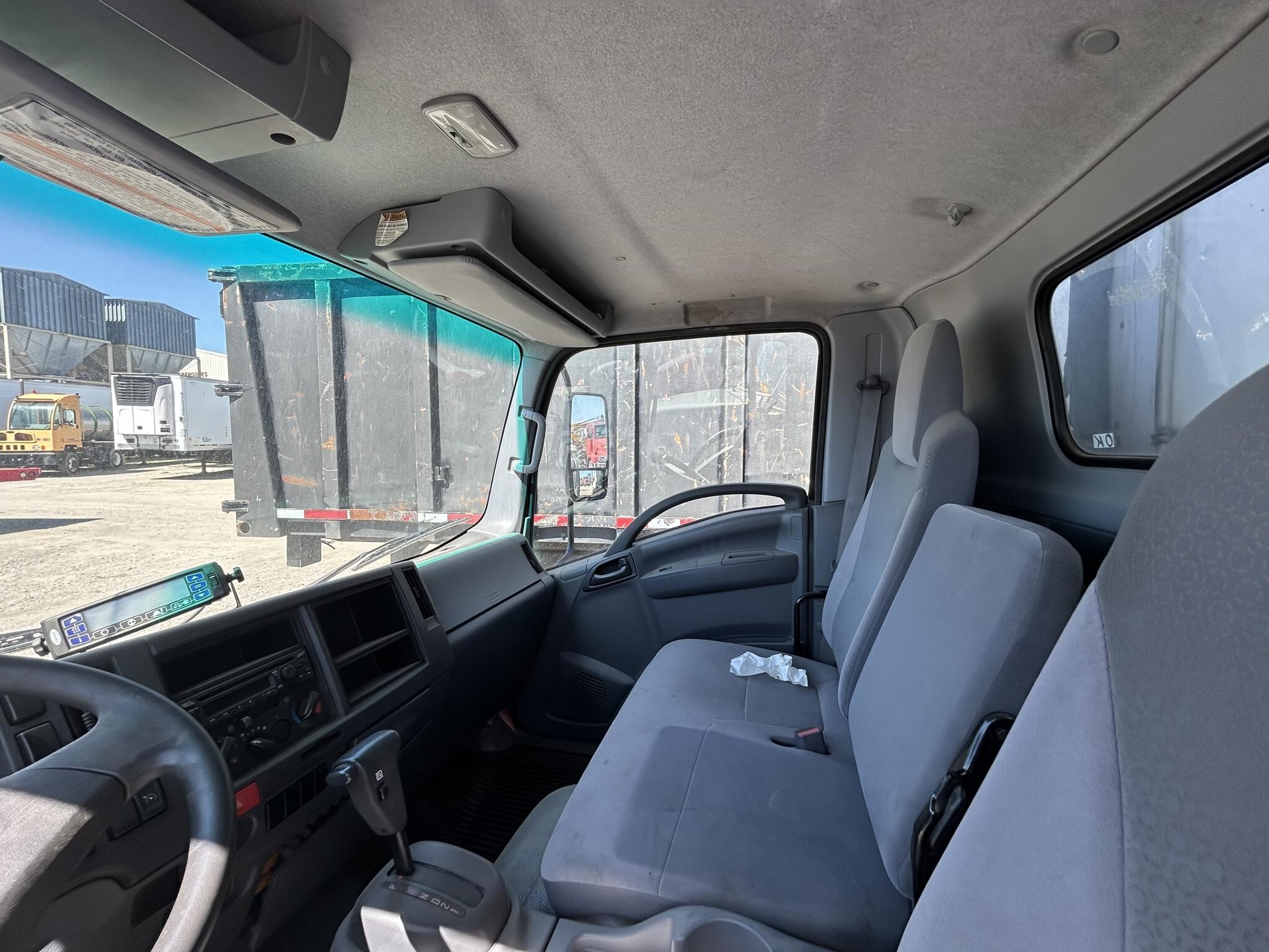 2019 Isuzu NPR XD Box Trucks/Trailer