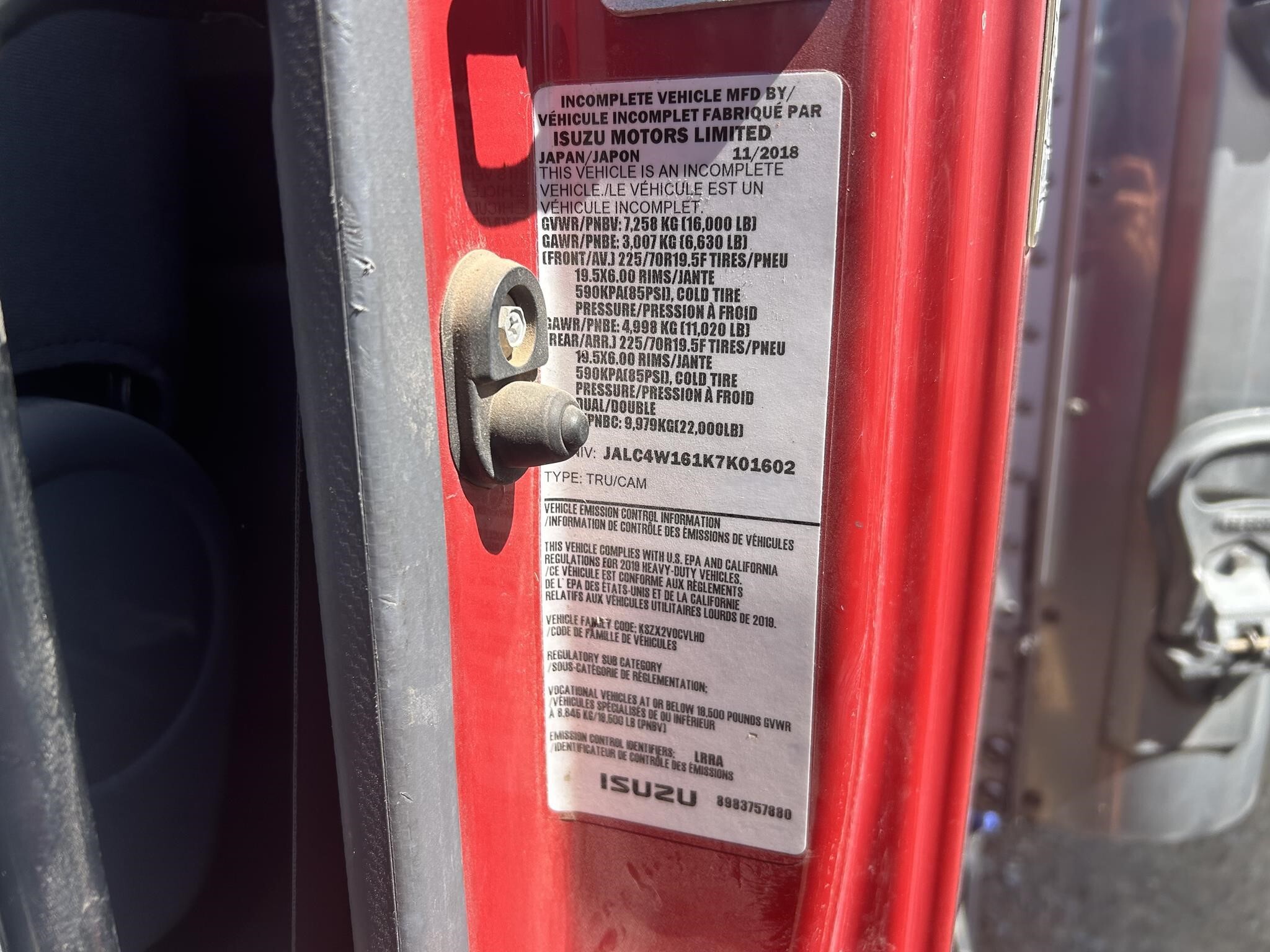 2019 Isuzu NPR XD Box Trucks/Trailer
