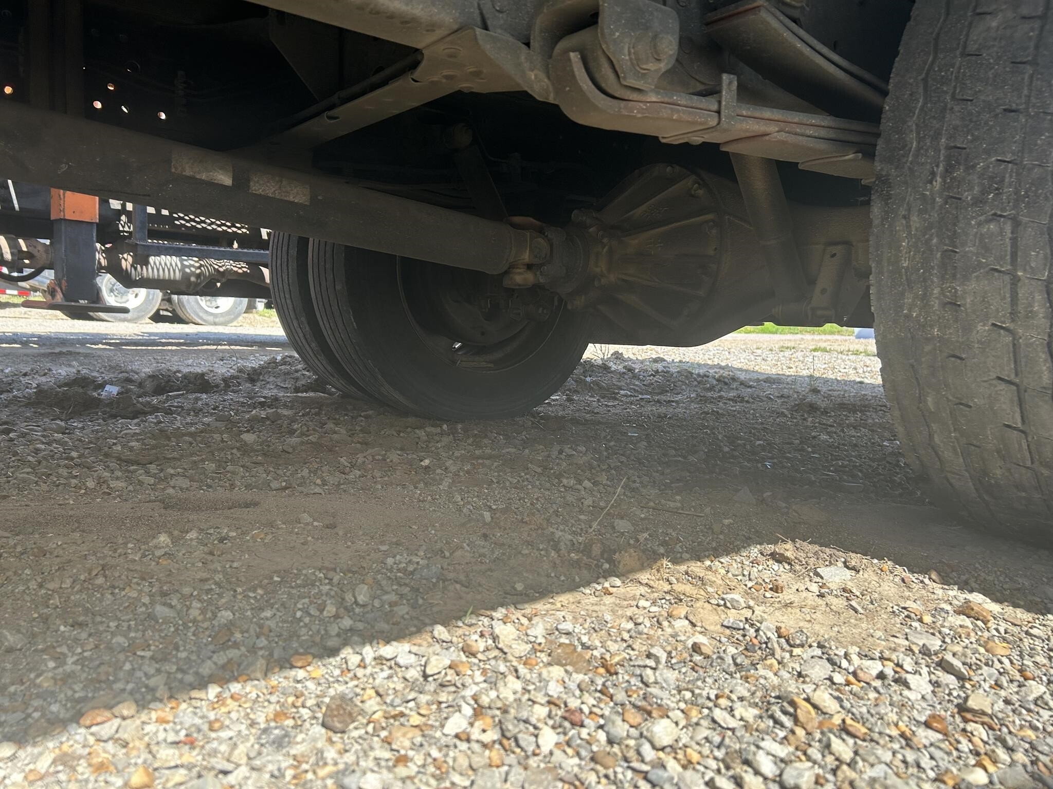 2019 Isuzu NPR XD Box Trucks/Trailer