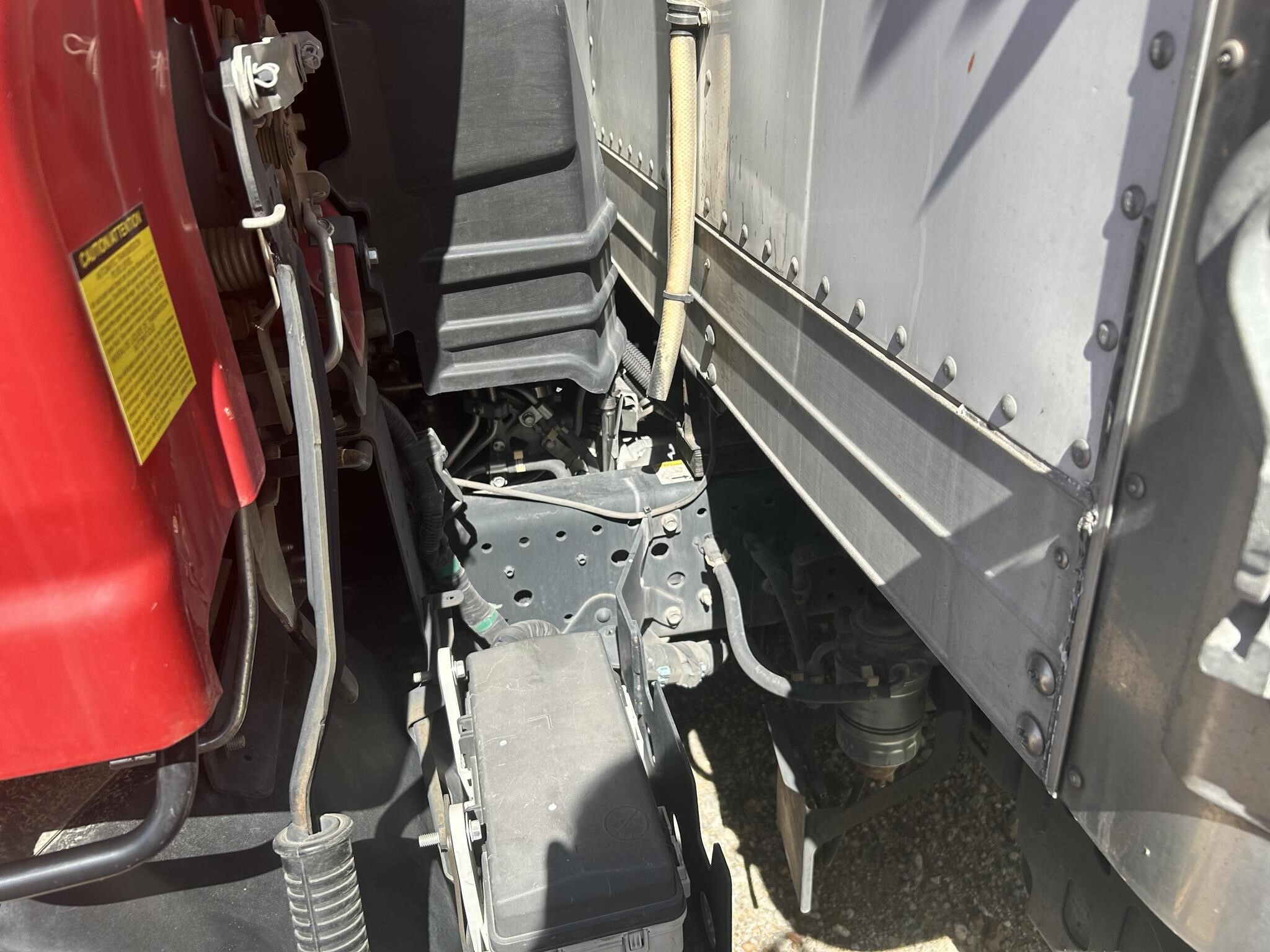 2019 Isuzu NPR XD Box Trucks/Trailer