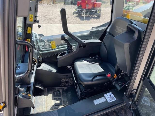 2025 JCB 300T Skid Steer