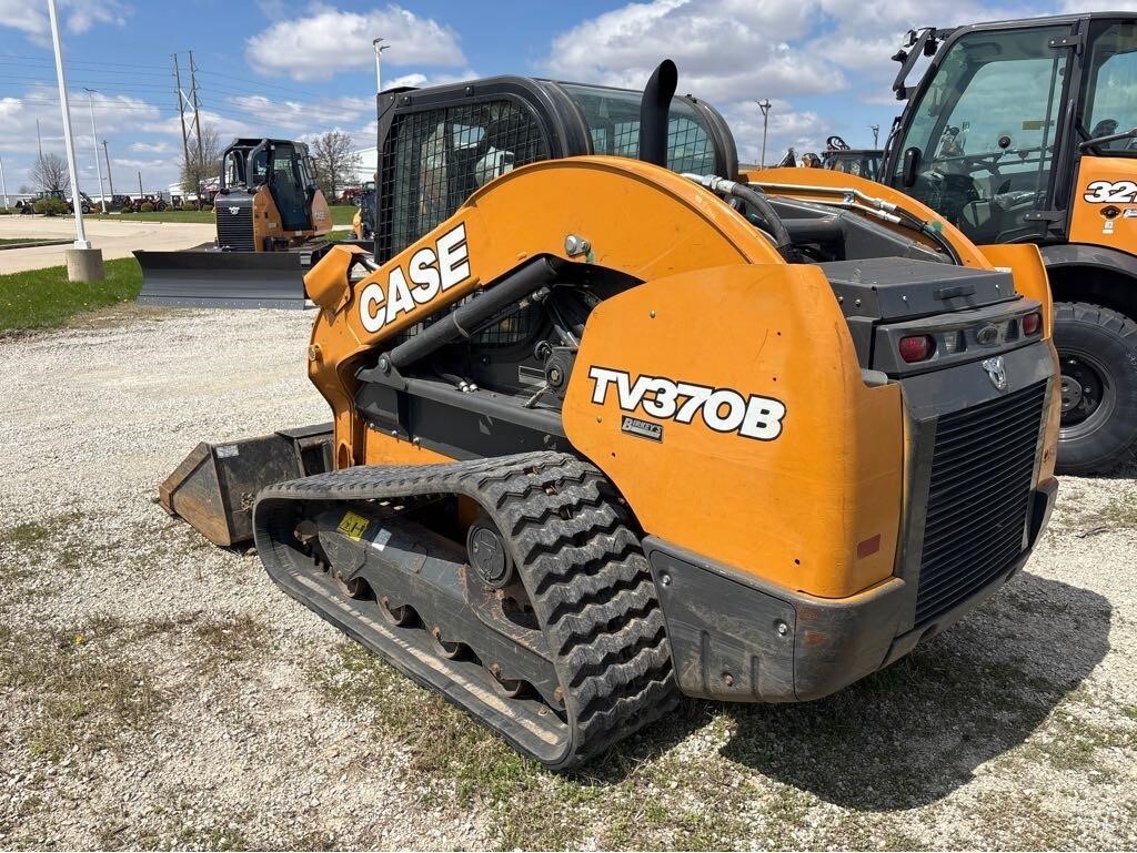 2022 Case TV370B Skid Steer
