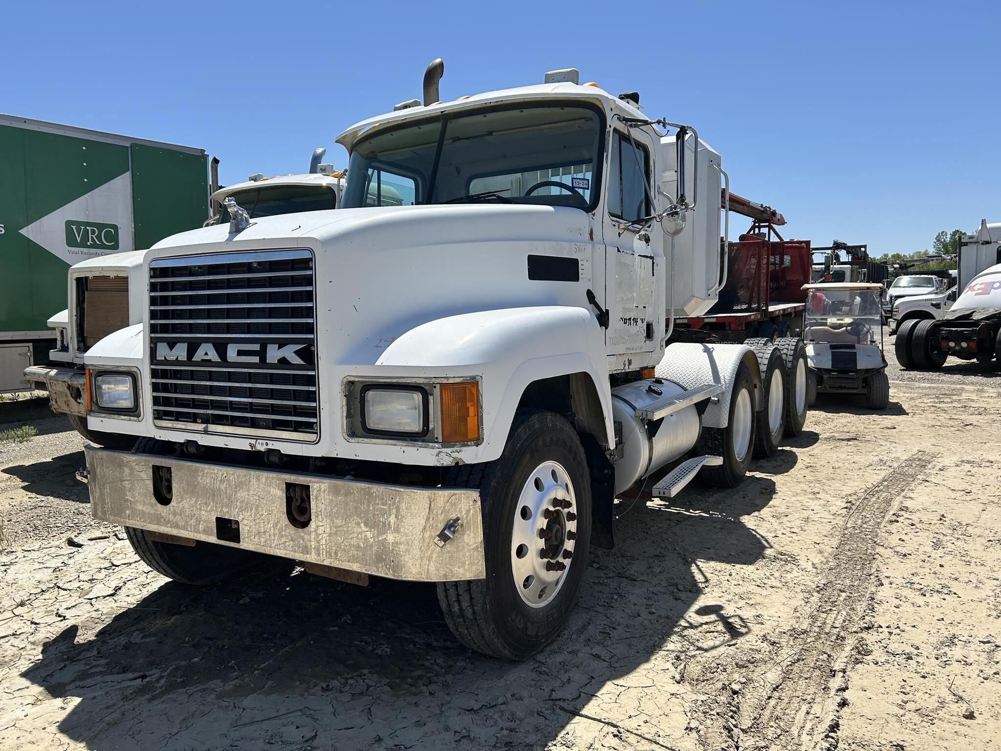 2003 Mack CH613 Semi Trucks/Trailer