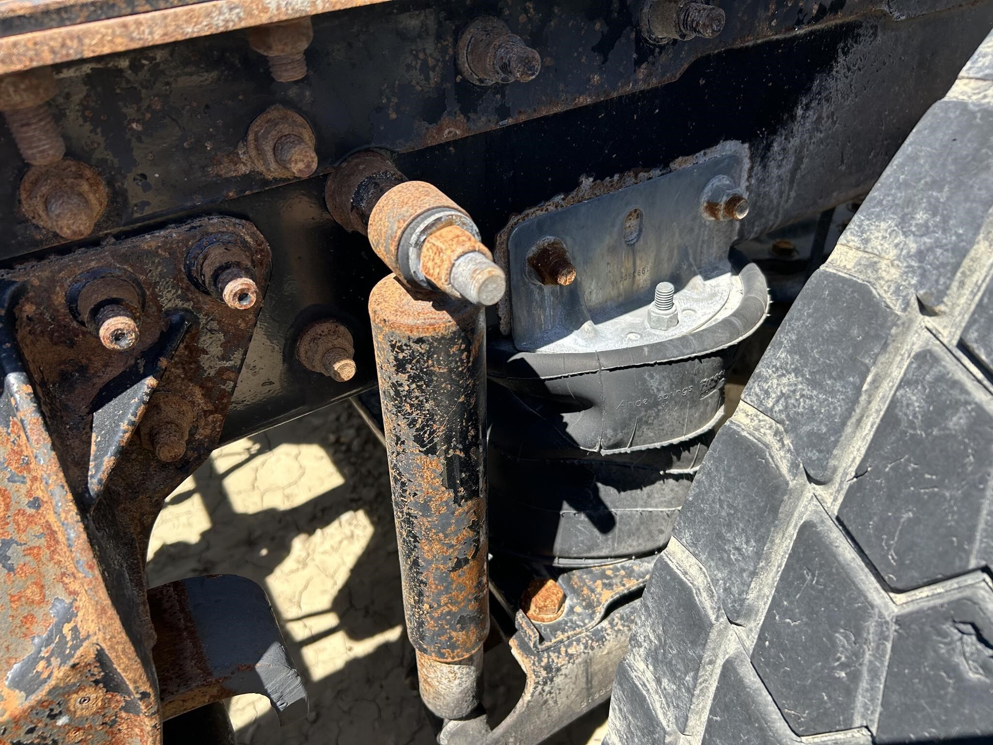 2003 Mack CH613 Semi Trucks/Trailer