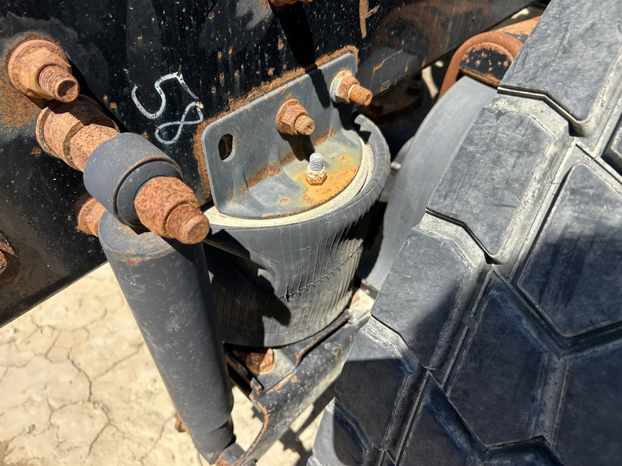 2003 Mack CH613 Semi Trucks/Trailer