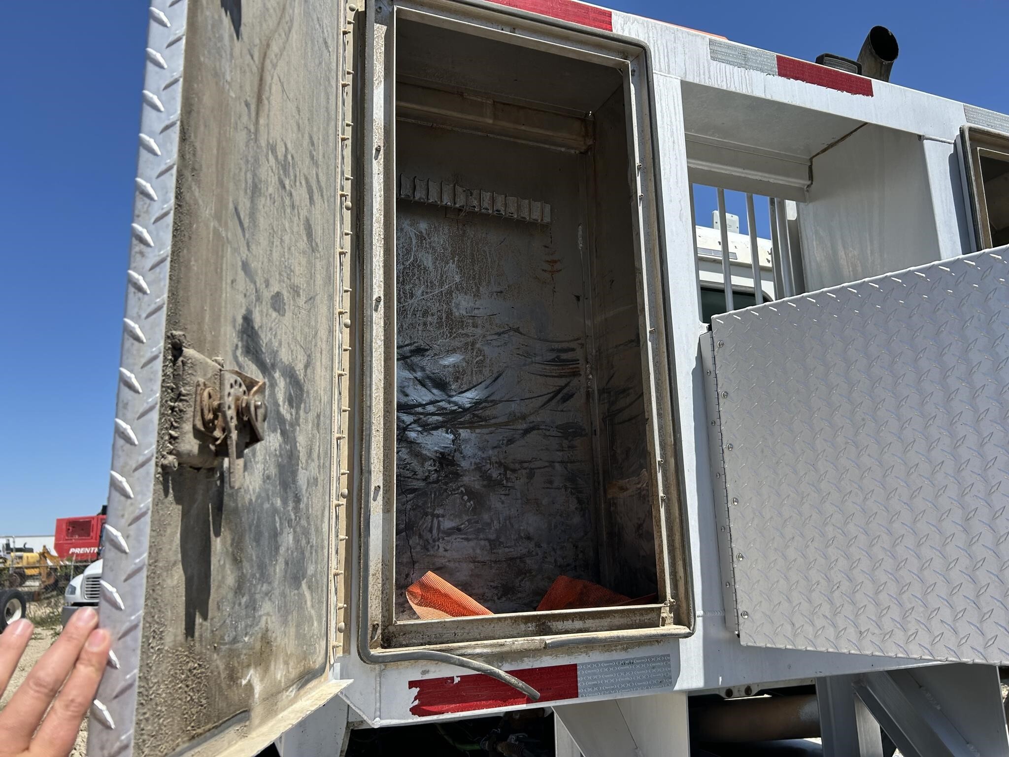 2003 Mack CH613 Semi Trucks/Trailer