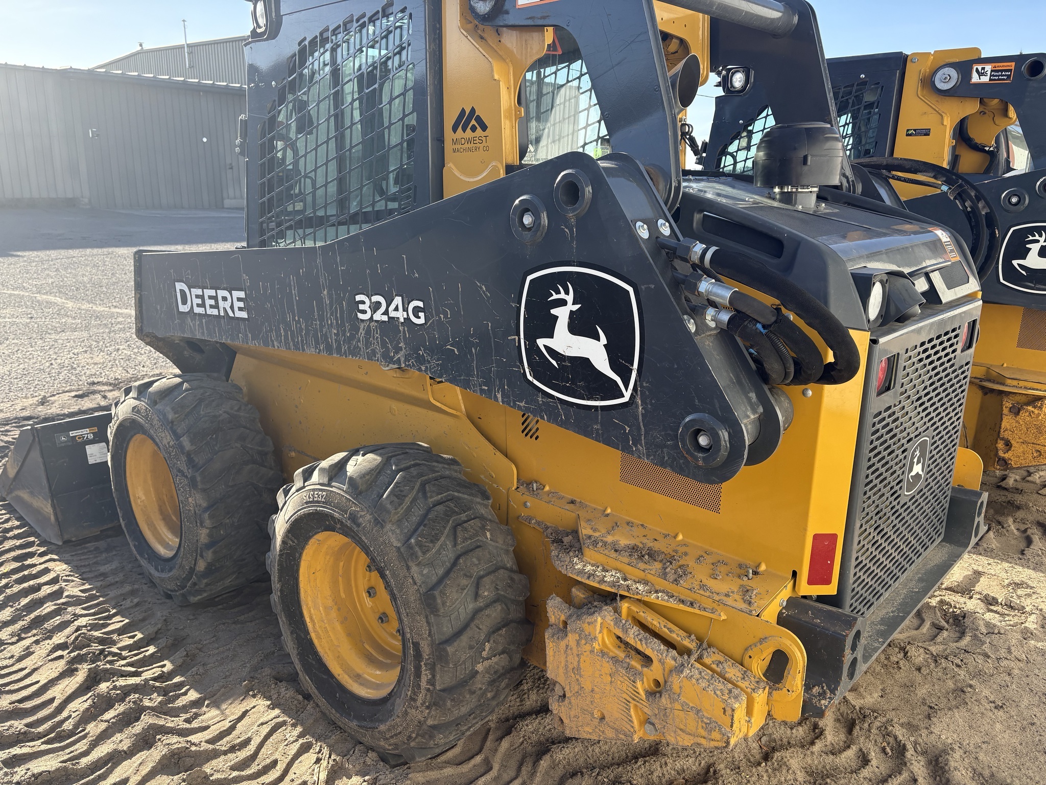 2021 Deere 324G Skid Steer