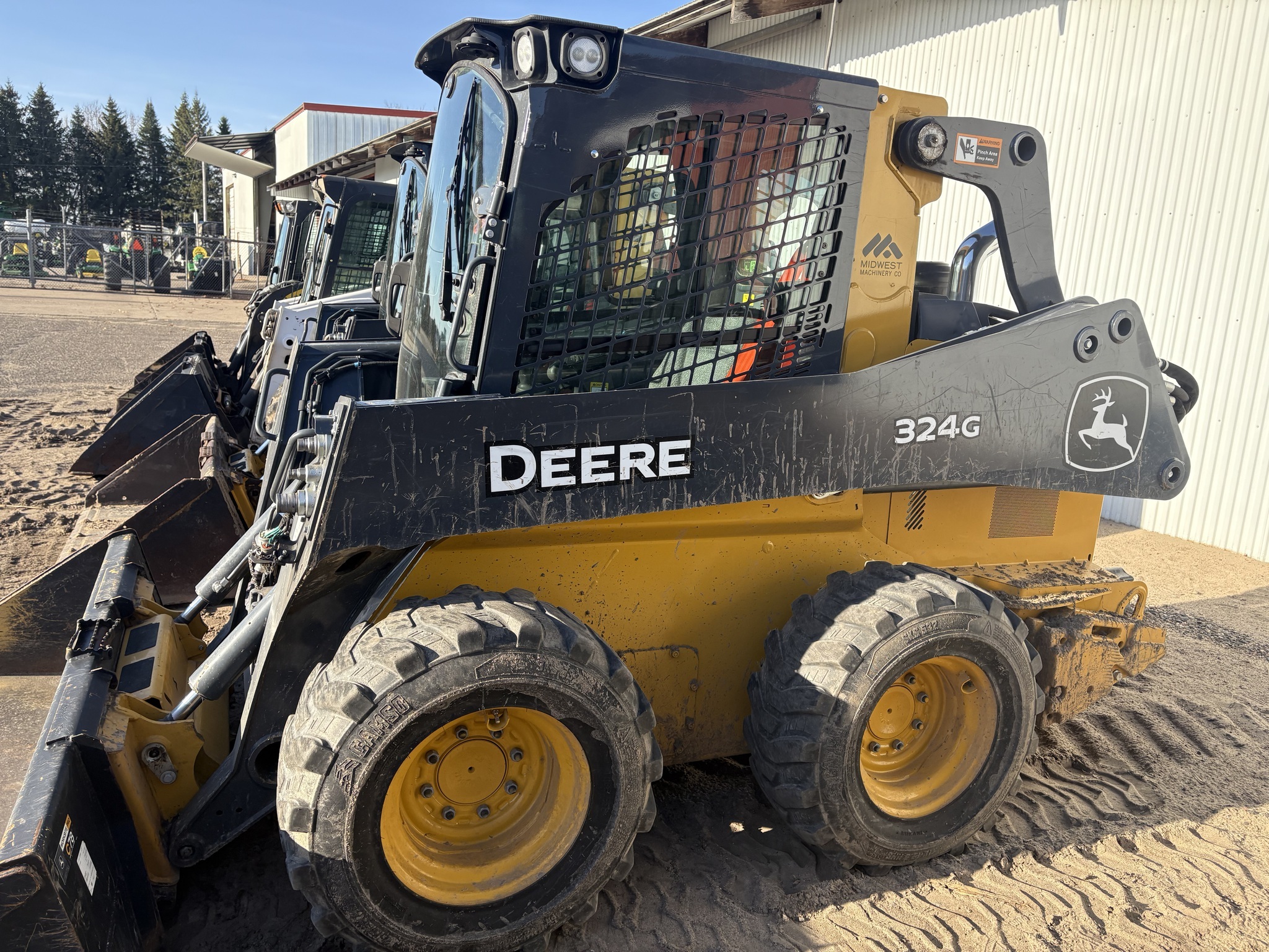 2021 Deere 324G Skid Steer