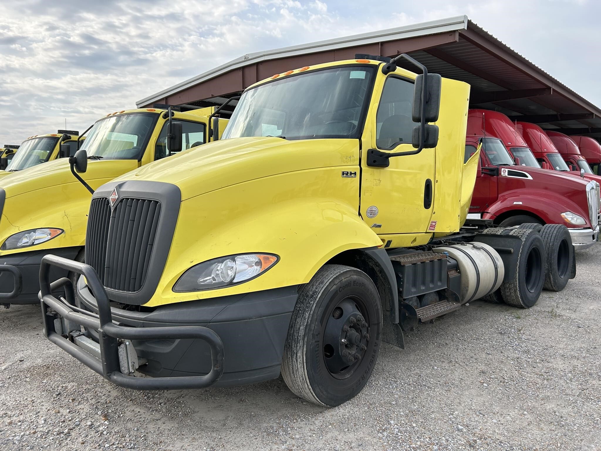 2019 International RH Semi Trucks/Trailer - $11,000 | Machinery Pete