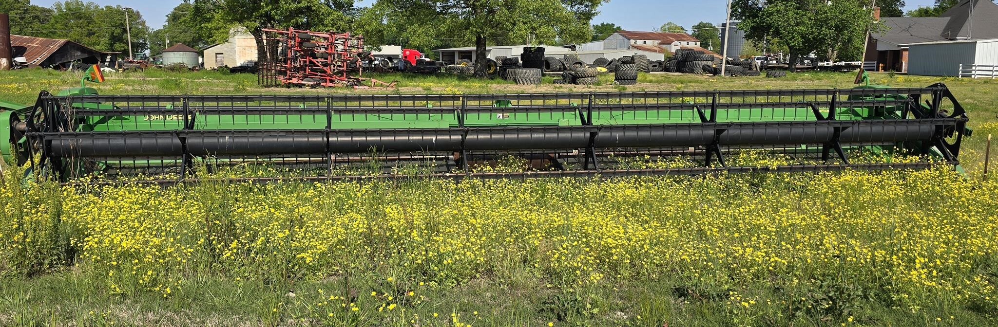 2010 John Deere 635D Platform