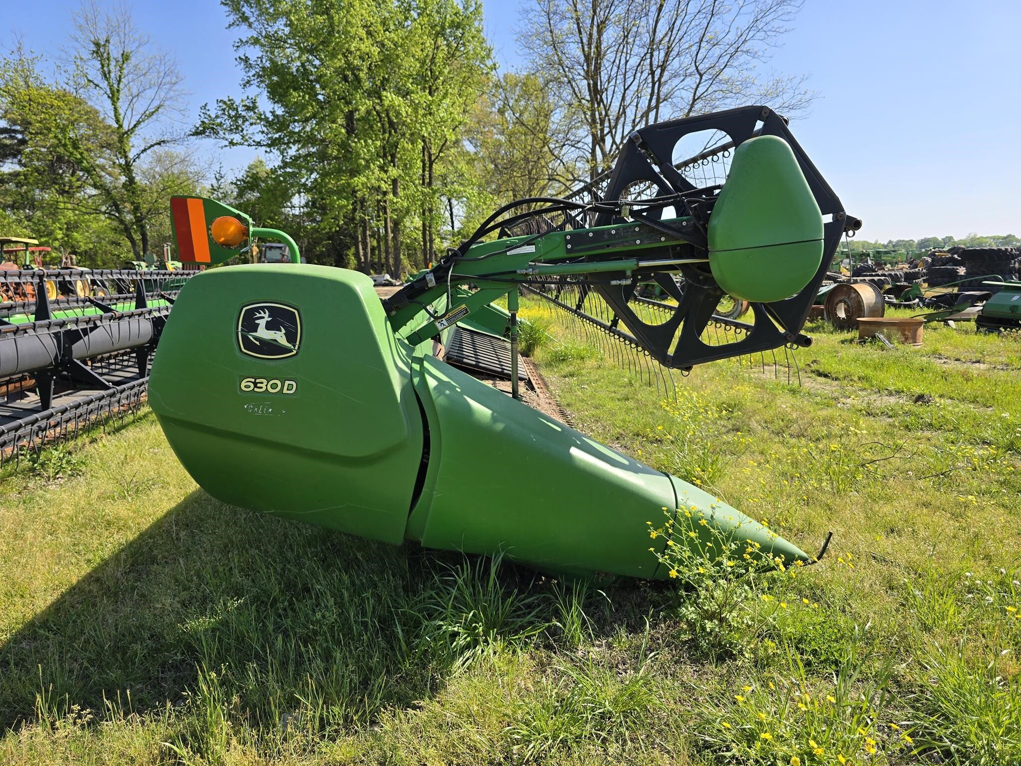 2009 John Deere 630D Platform