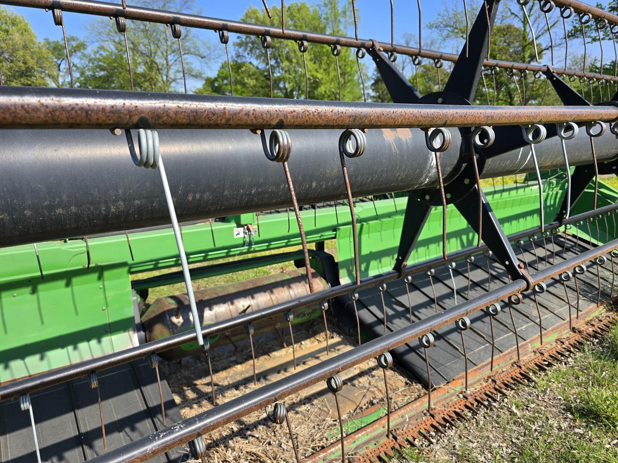 2009 John Deere 630D Platform