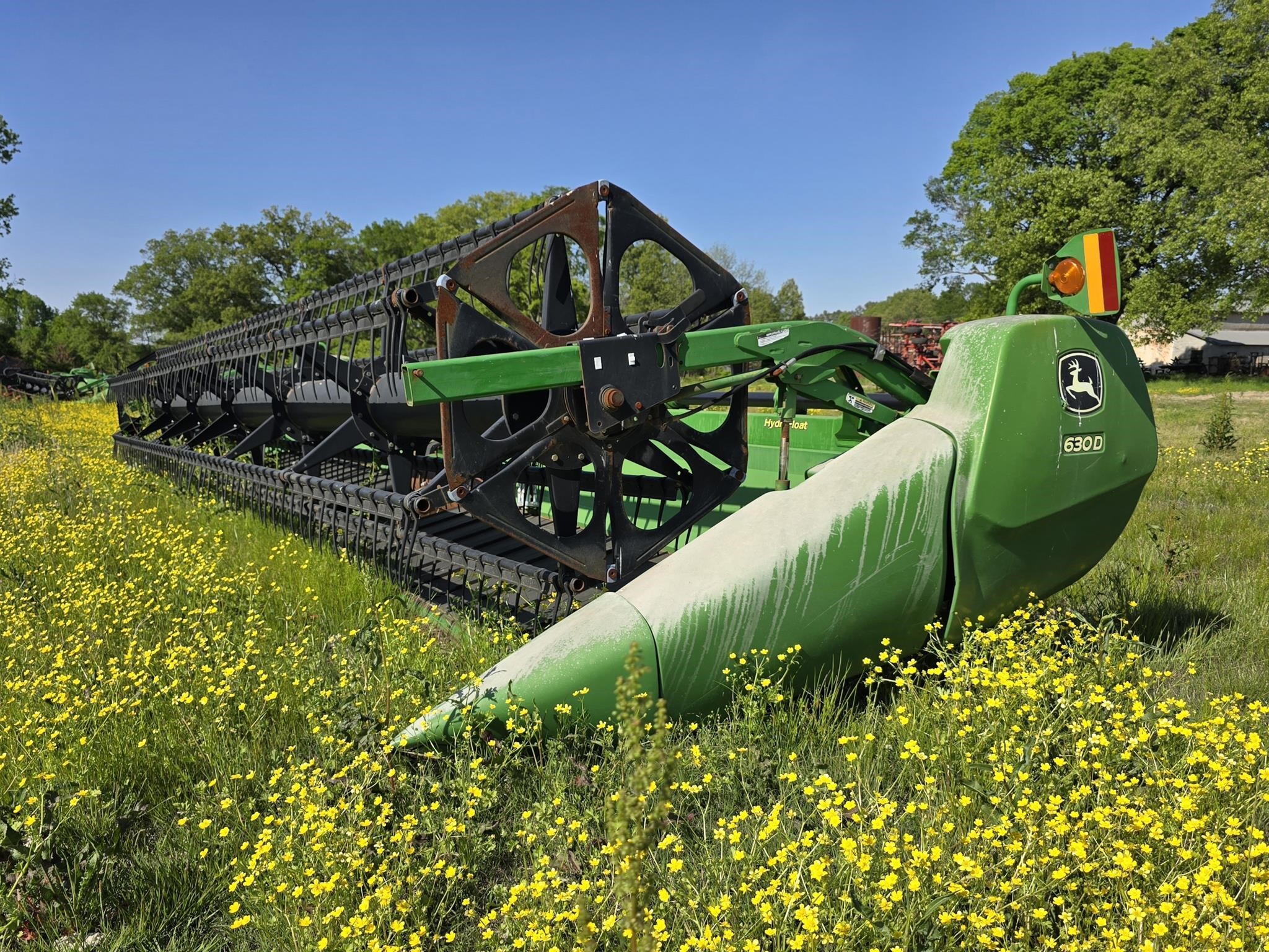 2010 John Deere 630D Platform