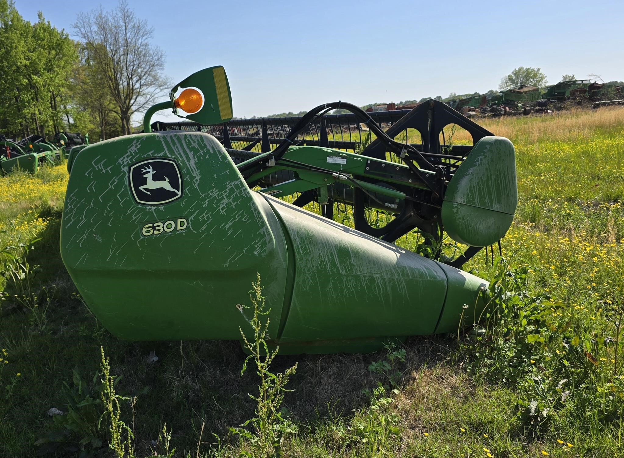 2010 John Deere 630D Platform