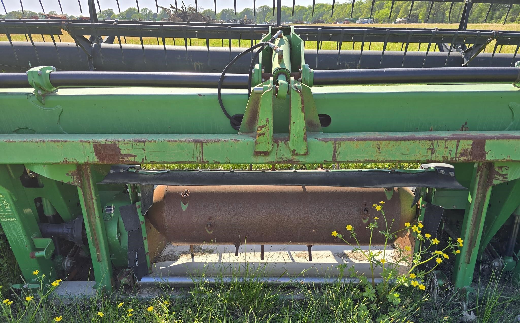 2010 John Deere 630D Platform
