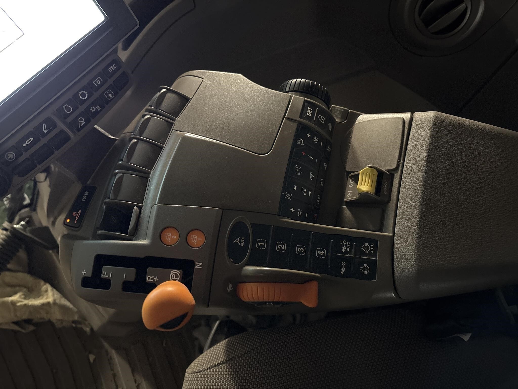 2023 John Deere 8R 280 Tractor