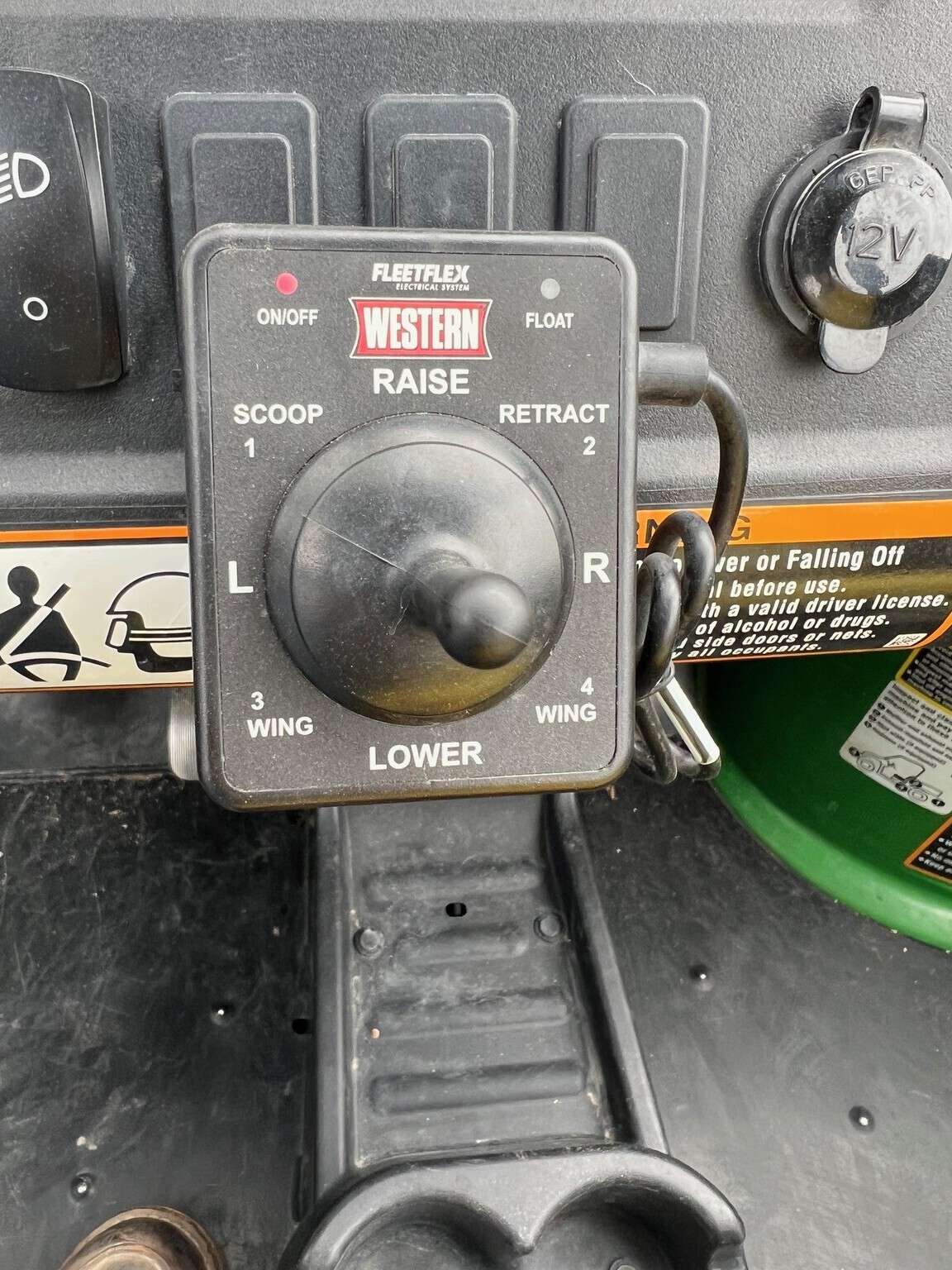 2018 John Deere XUV 825M S4 ATVs and Utility Vehicle