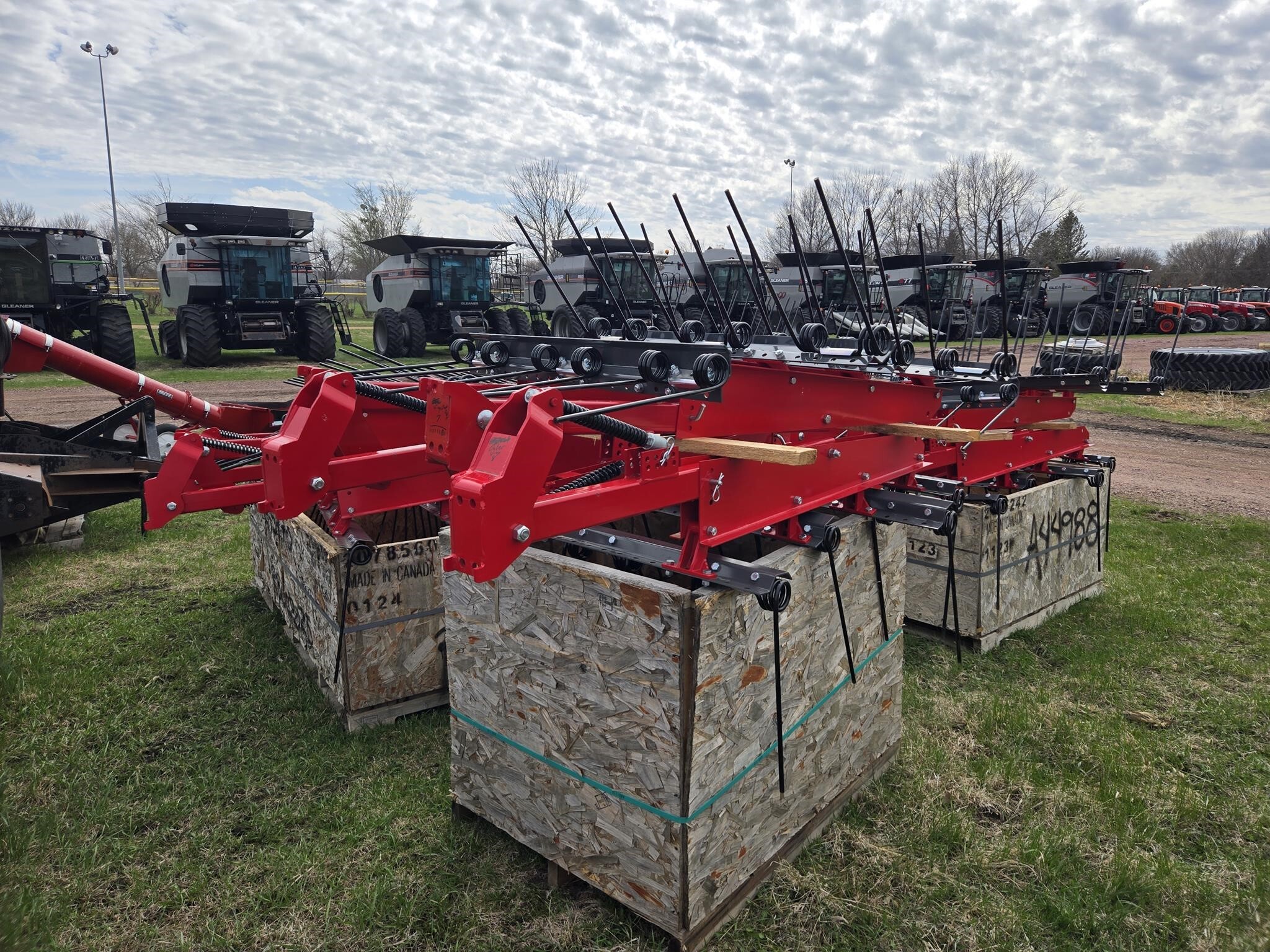  Wil-Rich Quad X-2 Field Cultivator