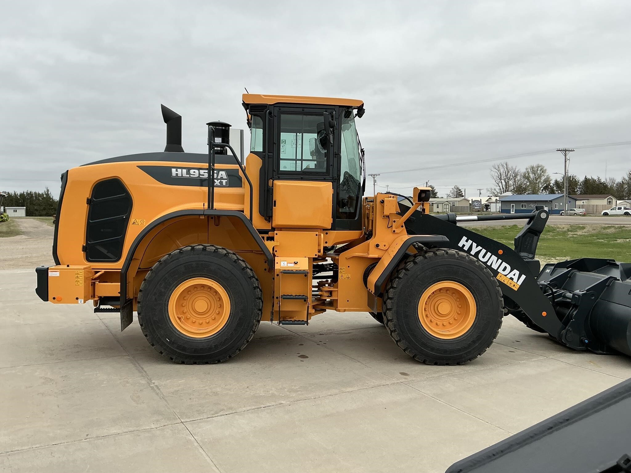 2025 Hyundai HL955AXT Wheel Loader