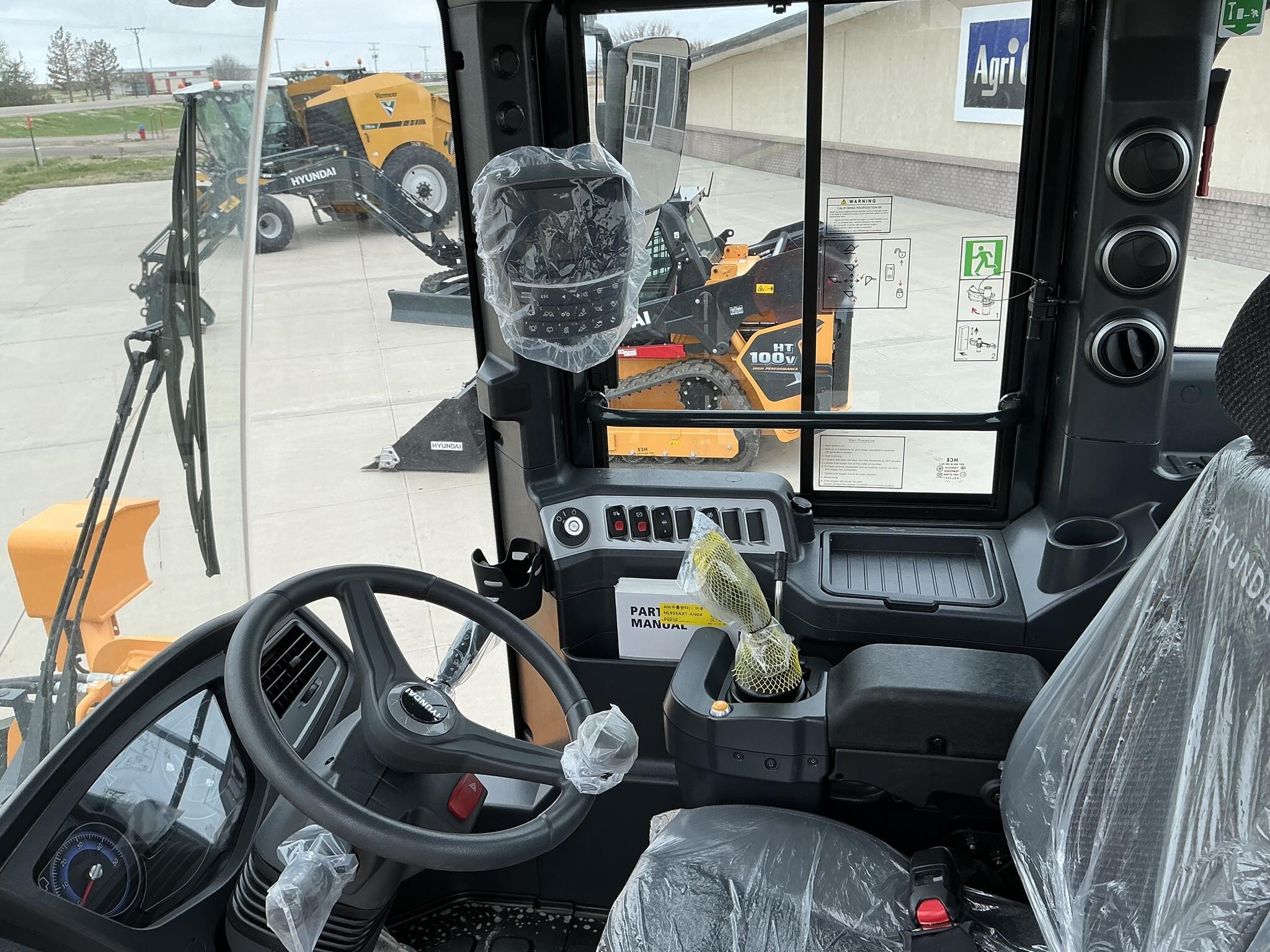 2025 Hyundai HL955AXT Wheel Loader