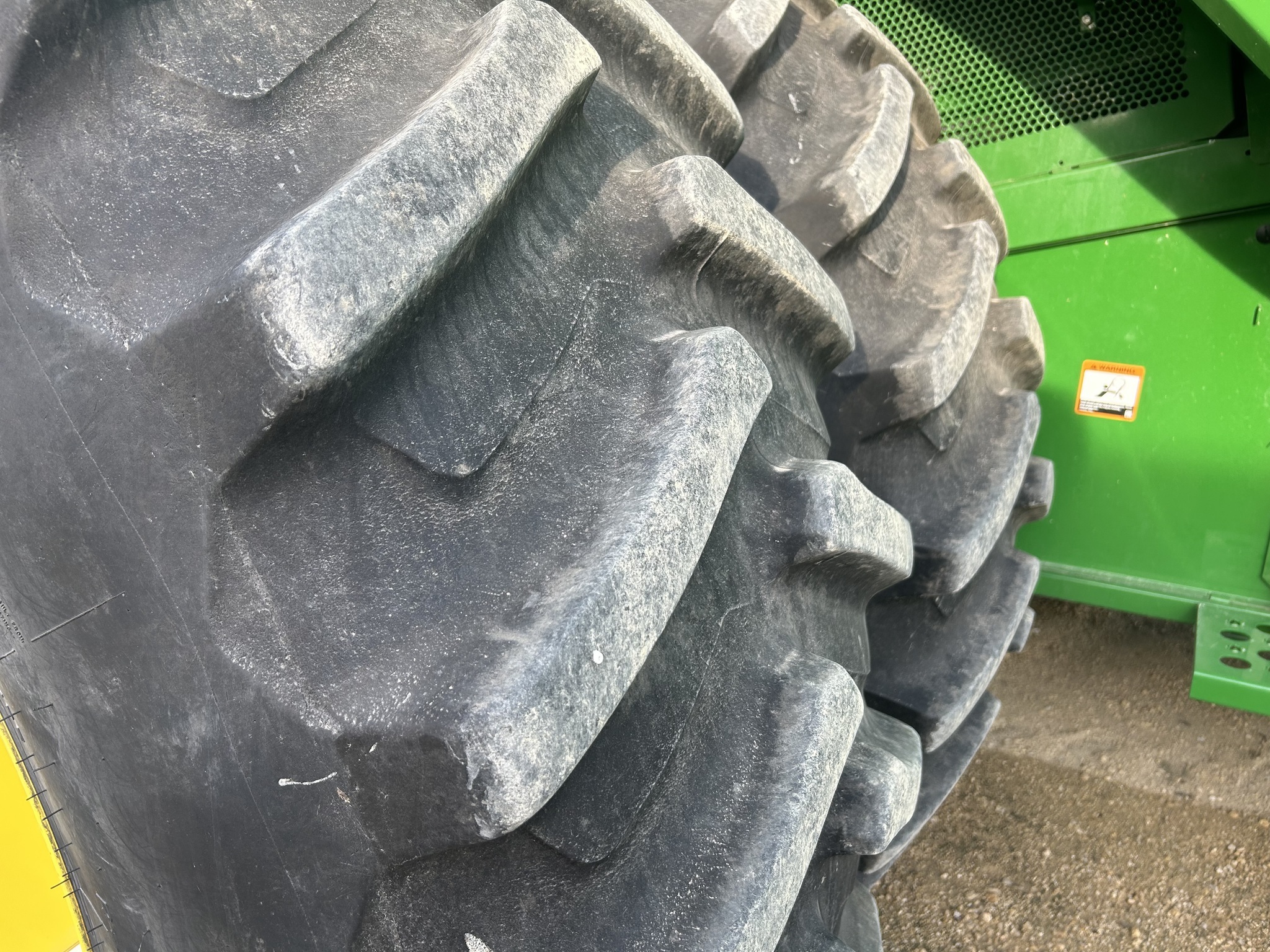 2023 John Deere S780 Combine