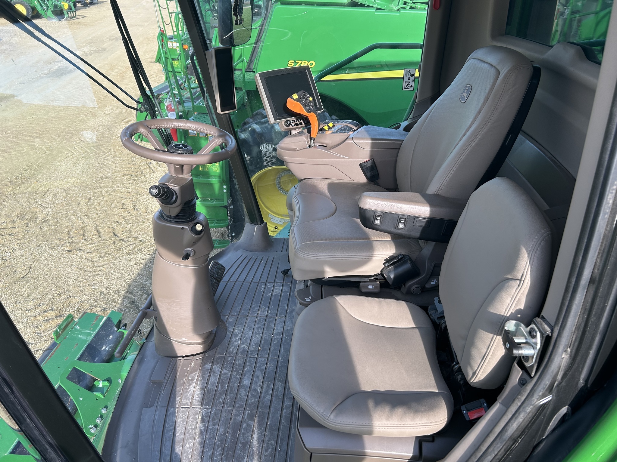 2023 John Deere S780 Combine