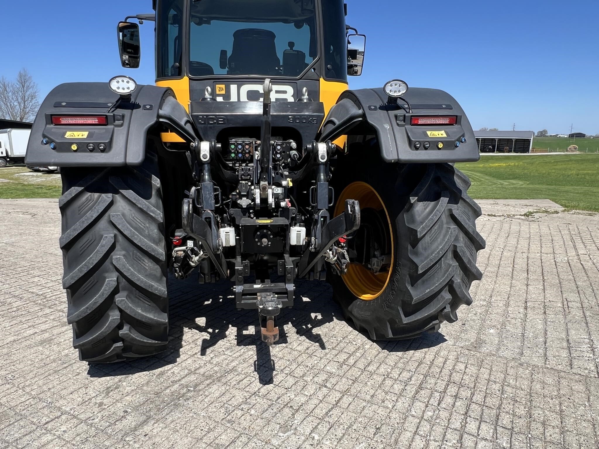 2020 JCB Fastrac 4220 Tractor