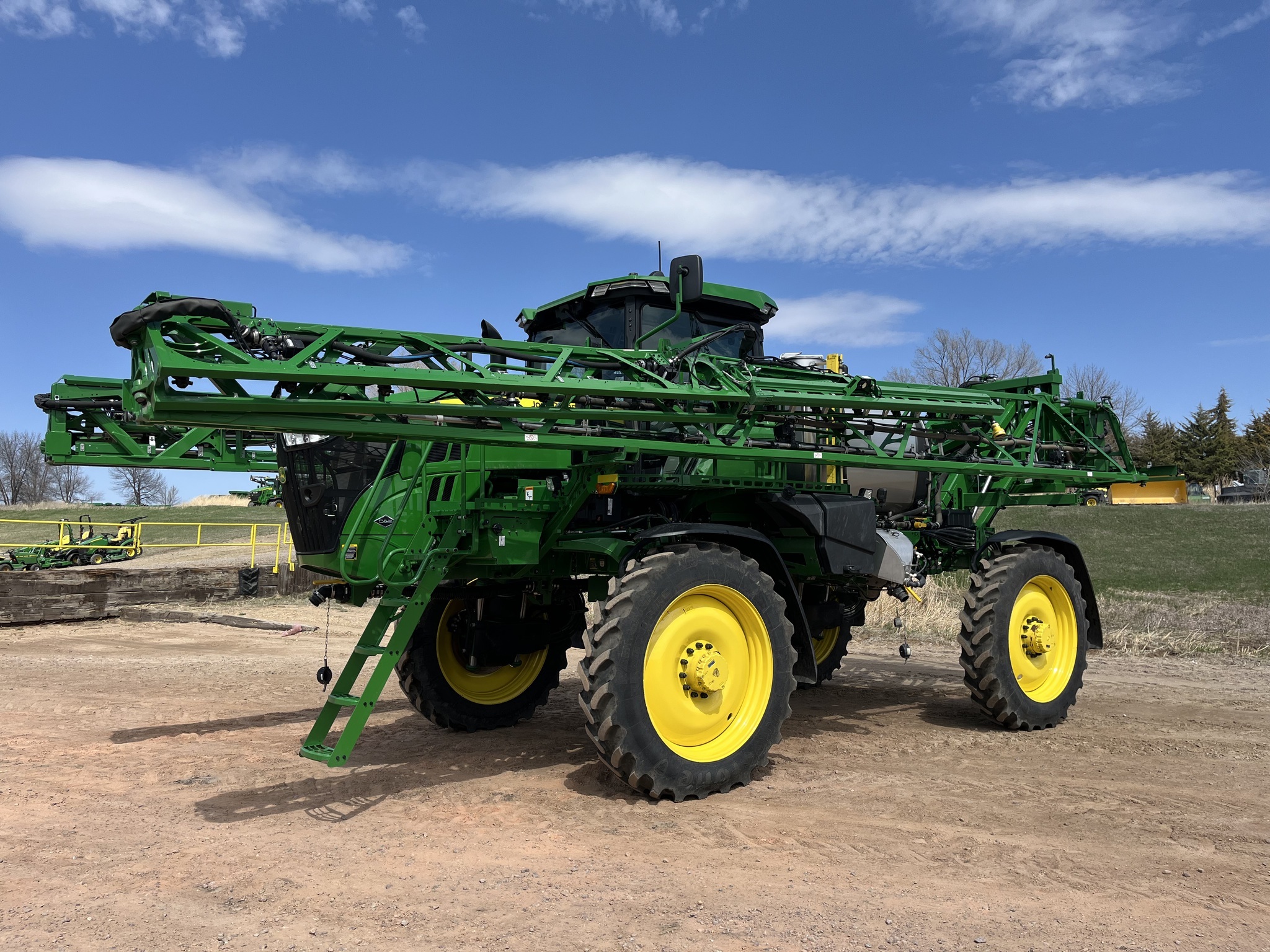 2024 John Deere 410R Self-Propelled Sprayer