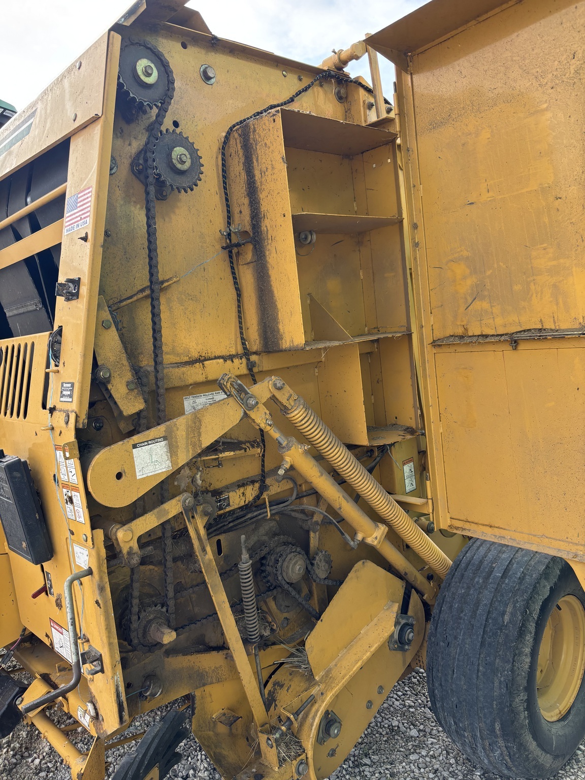 2005 Vermeer 555XL Round Baler