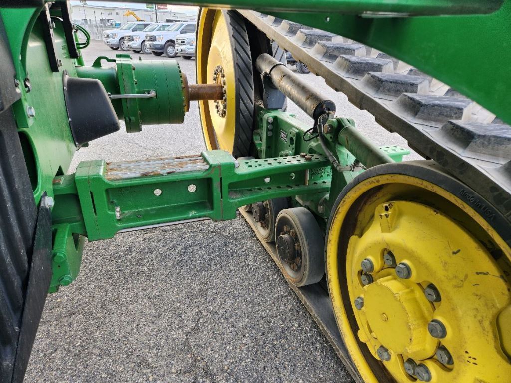 2017 John Deere 8370RT Tractor
