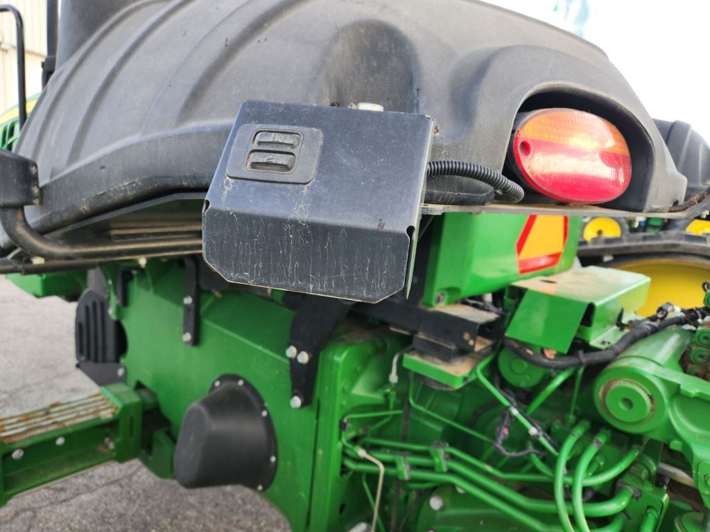 2017 John Deere 8370RT Tractor