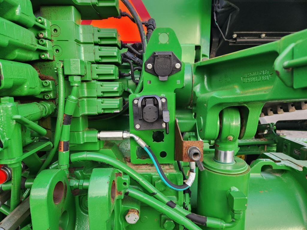 2017 John Deere 8370RT Tractor