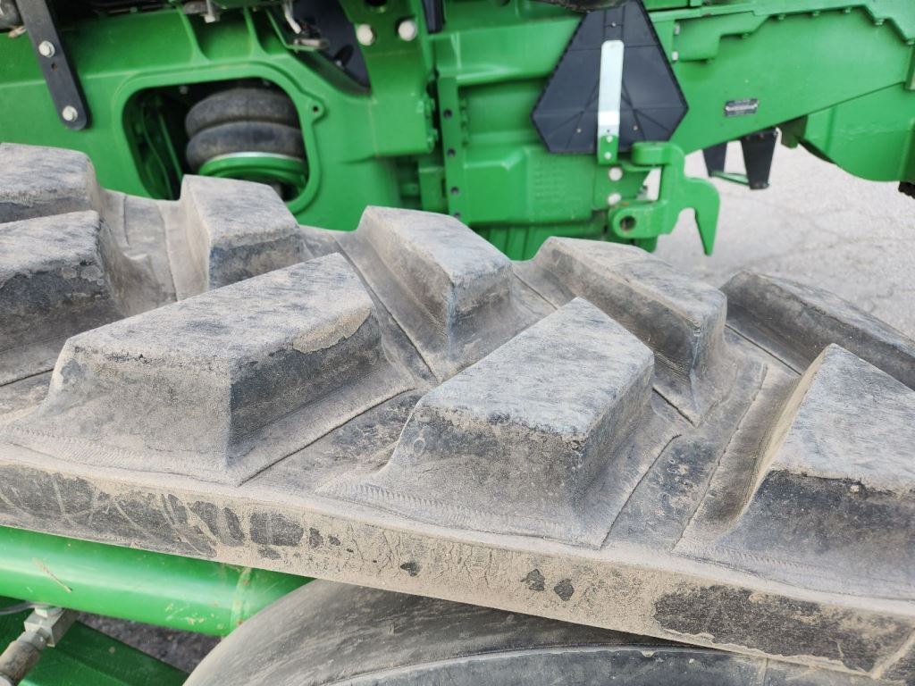 2017 John Deere 8370RT Tractor