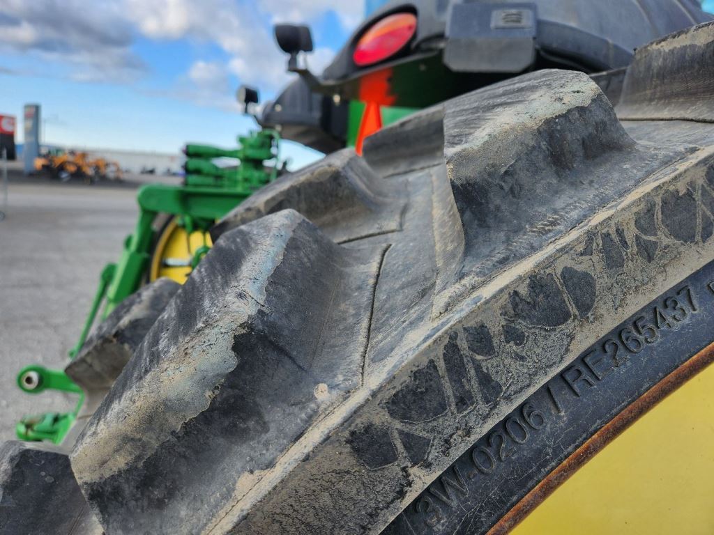 2017 John Deere 8370RT Tractor