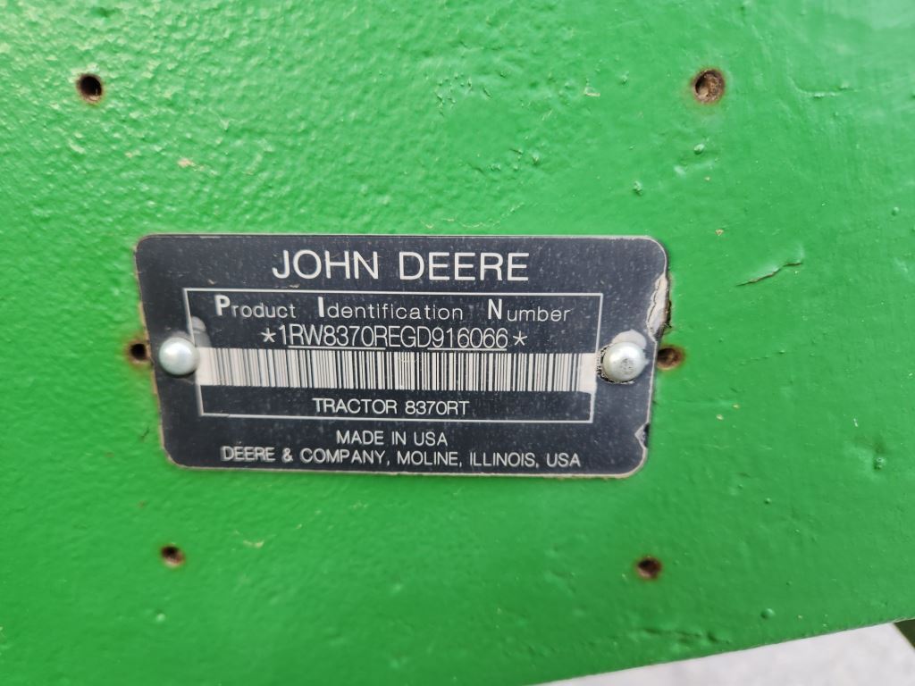 2017 John Deere 8370RT Tractor