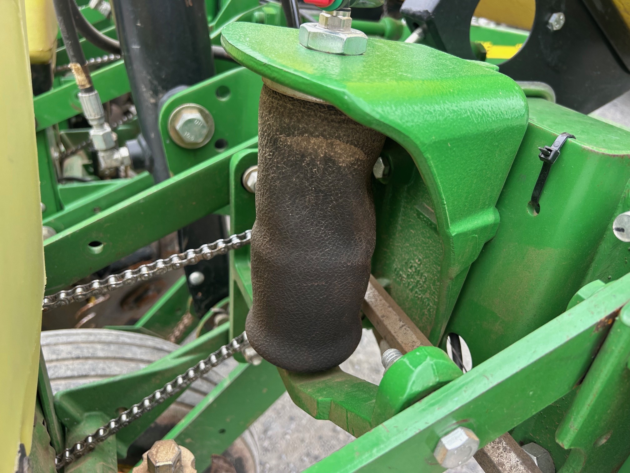 2012 John Deere 1750 Planter